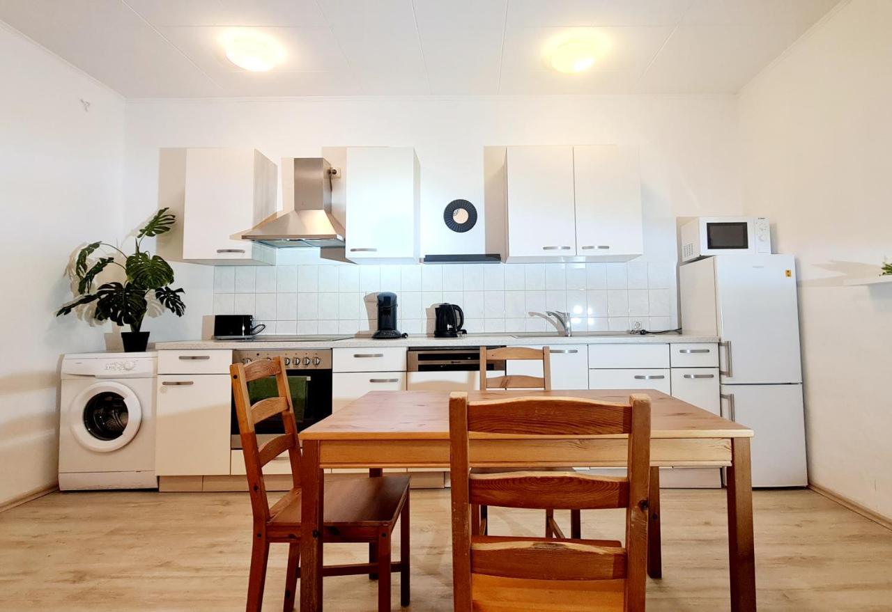 Elena Flat Sonnenblumen Duisburg Zentrum Εξωτερικό φωτογραφία