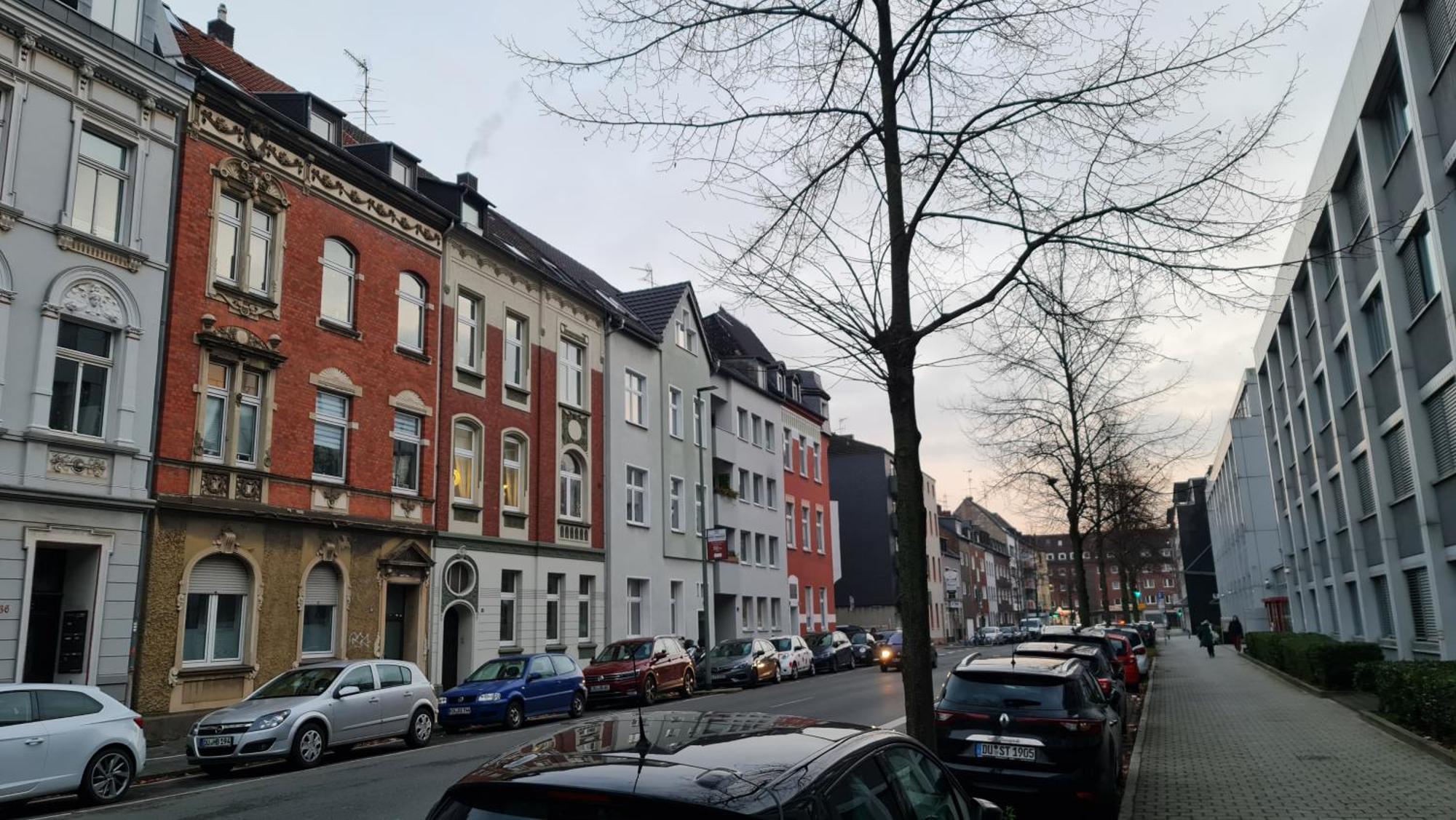 Elena Flat Sonnenblumen Duisburg Zentrum Εξωτερικό φωτογραφία